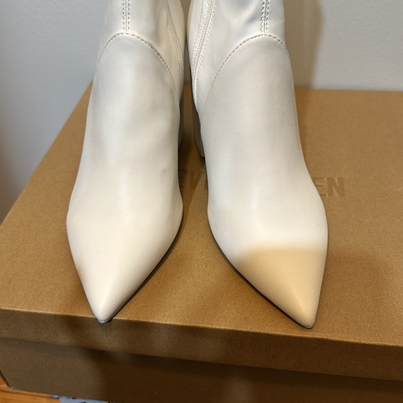 STEVE MADDEN BOOTIES - Picture 4 of 4